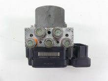 Load image into Gallery viewer, 2014 Harley Touring FLHTK Electra Glide Abs Brake Pump Unit Module 41100013A | Mototech271