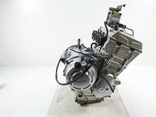 Load image into Gallery viewer, 2002 Yamaha FZ1 FZS1000 Fazer Running Engine Motor - 11k Video 5LV-15100-09-00 | Mototech271