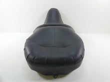 Load image into Gallery viewer, 2006 Harley Touring FLHTCUI Electra Glide Seat Saddle -Read 51703-05 | Mototech271
