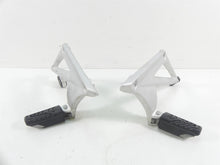 Load image into Gallery viewer, 2015 BMW R1200RT K52 Rear Passenger Footpeg Foot Peg Set 46718534789 46718534790 | Mototech271