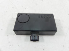 Load image into Gallery viewer, 2005 Harley Touring CVO FLHTCSE Electra Glide Alarm Siren Module 68958-00 | Mototech271
