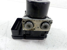 Load image into Gallery viewer, 2009 BMW R1200 GS K25 Abs Brake Pump Unit Module Gen2 34517715109 7715107 | Mototech271