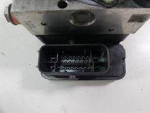 Load image into Gallery viewer, 2017 Harley Touring FLHTKL Electra Glide Abs Brake Pump Unit Module 41100046