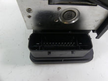 Load image into Gallery viewer, 2015 BMW K1600GT K48 Abs Brake Pump Pressure Module + Bracket - Read 34518561705 | Mototech271