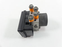 Load image into Gallery viewer, 2019 Harley Softail FLSB Sport Glide Abs Brake Pump Unit Module 41100043C
