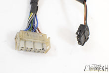 Load image into Gallery viewer, 1996 BMW R1100RT R1100 259T Speedometer Gauges Tachometer VIDEO 62122317738 | Mototech271