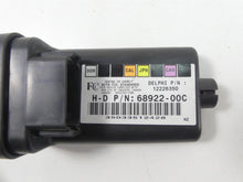 Load image into Gallery viewer, 2004 Harley FLHTC SE CVO Electra Glide Tssm Turn Signal Security Fob 68922-00 | Mototech271