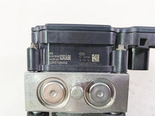 Load image into Gallery viewer, 2015 Harley Touring FLHTKL Electra Glide Abs Brake Pump Unit Module 41100013A