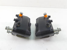 Load image into Gallery viewer, 2002 Harley Touring FLHRCI Road King Front Brake Caliper Set 44023-00 44046-00 | Mototech271