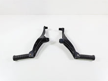 Load image into Gallery viewer, 2016 Victory Cross Country Rear Passenger Footpeg Set 5136384 5136385