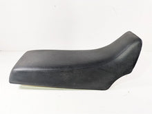 Load image into Gallery viewer, 2001 Yamaha Banshee YFZ350 Oem Stock Seat Saddle 5FK-24710 | Mototech271