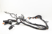 Load image into Gallery viewer, 04 Harley Touring FLHTCUI Electra Glide UC Main Wiring Harness NO CUTS 70985-04