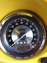 Load image into Gallery viewer, 2005 Harley Touring CVO FLHTC SE Electra Glide Speedo Gauge 36K - Read 67516-04