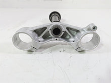 Load image into Gallery viewer, 2016 BMW R1200RS K54 Lower Triple Tree Steering Clamp 8549422 31428549594 | Mototech271