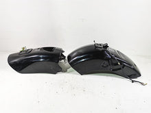 Load image into Gallery viewer, 1998 Honda GL1500 Valkyrie Tour Black Rear Fender Set 80110-MZ0- 80210-MZ0-
