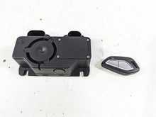 Load image into Gallery viewer, 2014 BMW R1200 RT RTW K52 Alarm Control Unit Dwa Basic Low & Fob 77538554348 | Mototech271