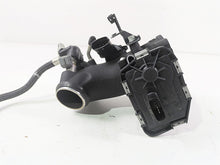 Load image into Gallery viewer, 2010 Harley Touring FLHXSE CVO Street Glide Throttle Body 27685-08A