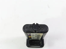 Load image into Gallery viewer, 2004 Harley FLSTCI Softail Heritage Tssm Security Turn Signal Module 68923-00C | Mototech271