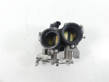 Load image into Gallery viewer, 2013 Victory Cross Country Mikuni Throttle Body Fuel Injection 1204320 1205085 | Mototech271