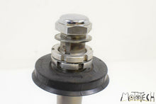 Load image into Gallery viewer, 2006 Suzuki SV650 S Lower Triple Tree Steering Clamp 51410-17G20 | Mototech271