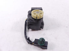 Load image into Gallery viewer, 2014 Honda CBR1000 SP Fireblade Exhaust Servo Motor Actuator 31420-MFL-013 | Mototech271
