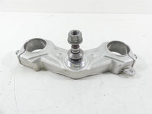 Load image into Gallery viewer, 2016 BMW R1200GS K50 Lower Triple Tree Steering Yoke - Read 31429443337 | Mototech271