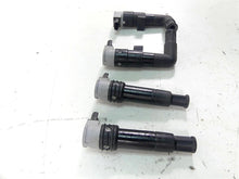 Load image into Gallery viewer, 2009 BMW R1200 GS K25 Ignition Coil Stick Coils Set 12137715847  12137715857 | Mototech271