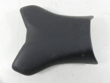 Load image into Gallery viewer, 2007 Yamaha FZ1 Fazer Front Rider Driver Saddle Seat -No Cuts 2D1-24710-02-00 | Mototech271