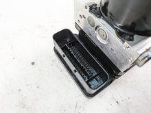 Load image into Gallery viewer, 2007 BMW R1200RT K26 I Abs Gen 2 Brake Pump Module Master Rebuild 34517715109 | Mototech271