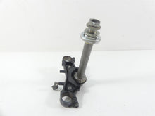 Load image into Gallery viewer, 1980 Honda CB750C Custom Lower Triple Tree Steering Clamp 53200-425-730ZA | Mototech271