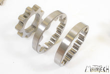 Load image into Gallery viewer, 2015 BMW R nineT nine T K21 Oil Pump Assembly 11317710843 | Mototech271