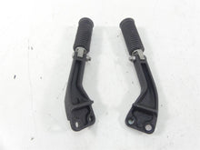 Load image into Gallery viewer, 2009 Harley FXDF Dyna Fat Bob Nice Rear Passenger Footpeg Set 49224-06A 49230-06 | Mototech271