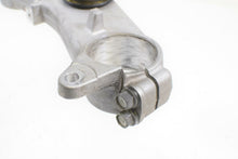 Load image into Gallery viewer, 2005 Suzuki GSX1300 R Hayabusa Lower Triple Tree Steering Yoke 51410-24F30 | Mototech271