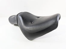 Load image into Gallery viewer, 2005 Kawasaki EN500 Vulcan Seat Saddle - READ 53001-1801-MA