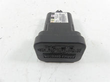 Load image into Gallery viewer, 2005 Harley Touring CVO FLHTC SE Electra Glide  Tsm Turn Signal Module 68922-00 | Mototech271