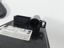 Load image into Gallery viewer, 2019 Harley Softail FLSB Sport Glide Bcm Module Security Fob Antenna 41000349E | Mototech271