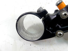 Load image into Gallery viewer, 2009 BMW R1200 GS K25 Lower Triple Tree Steering Clamp 31427718343 | Mototech271