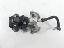 Load image into Gallery viewer, 2005 Harley Touring CVO FLHTCSE Electra Glide Throttle Body Injection 27600-01A