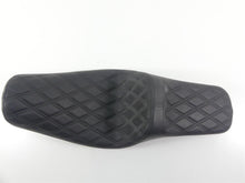 Load image into Gallery viewer, 1999 Harley Dyna FXDS Convertible Drag Specialties Predator 3 Dual Seat 08030652