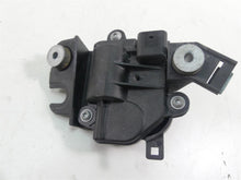 Load image into Gallery viewer, 2018 BMW S1000RR K46 Exhaust Servo Flap Motor Interference 18519443059