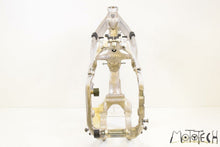 Load image into Gallery viewer, 2010 Honda CRF250R CRF250 R Straight Main Frame Chassis Cln Clr T50100-KRN-A40 | Mototech271