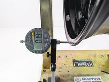 Load image into Gallery viewer, 2016 Suzuki GSXR1000 Straight 17x6 Rear Wheel Rim 64111-47H00-019