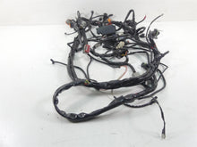 Load image into Gallery viewer, 2005 Harley Touring CVO FLHTCSE Electra Glide Wiring Harness Loom 70985-04 | Mototech271