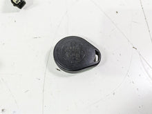 Load image into Gallery viewer, 2007 Harley Touring FLHTCU SE CVO E-Glide Tssm Turn Signal Module & Fob 68924-07 | Mototech271