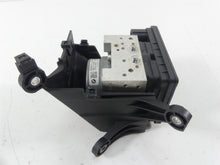 Load image into Gallery viewer, 2015 BMW K1600GT K48 Abs Brake Pump Pressure Module + Bracket - Read 34518561705 | Mototech271