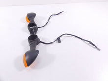 Load image into Gallery viewer, 2019 Yamaha VMX17 V-Max 1700 Front Blinker Turn Signal Set - Read 2S3-83310-10-0