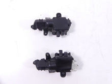 Load image into Gallery viewer, 2016 BMW R1200 RT RTW K52 Saddlebag Lock Actuator Motor Set 46547727407 | Mototech271