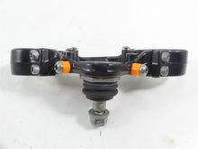 Load image into Gallery viewer, 2009 BMW R1200GS K25 Lower Triple Tree Steering Clamp Ball Joint 31427718343 | Mototech271