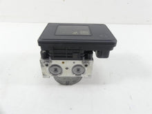 Load image into Gallery viewer, 2015 BMW R1200RT K52 Abs Brake Pump Pressure Module 34518561705 8554177 | Mototech271