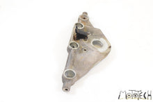 Load image into Gallery viewer, 1991 Harley Touring FLHTC Electra Glide Upper Triple Tree Steering Clamp 45435-8